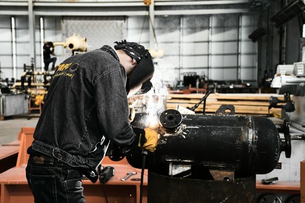 5 critères essentiels pour sélectionner un compresseur industriel fiable